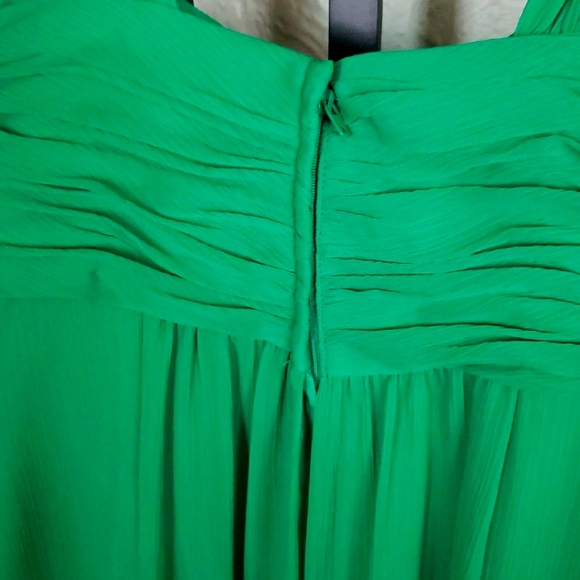 DAVIDS BRIDAL Pleated Hunter Green Gown - Picture 3 of 5
